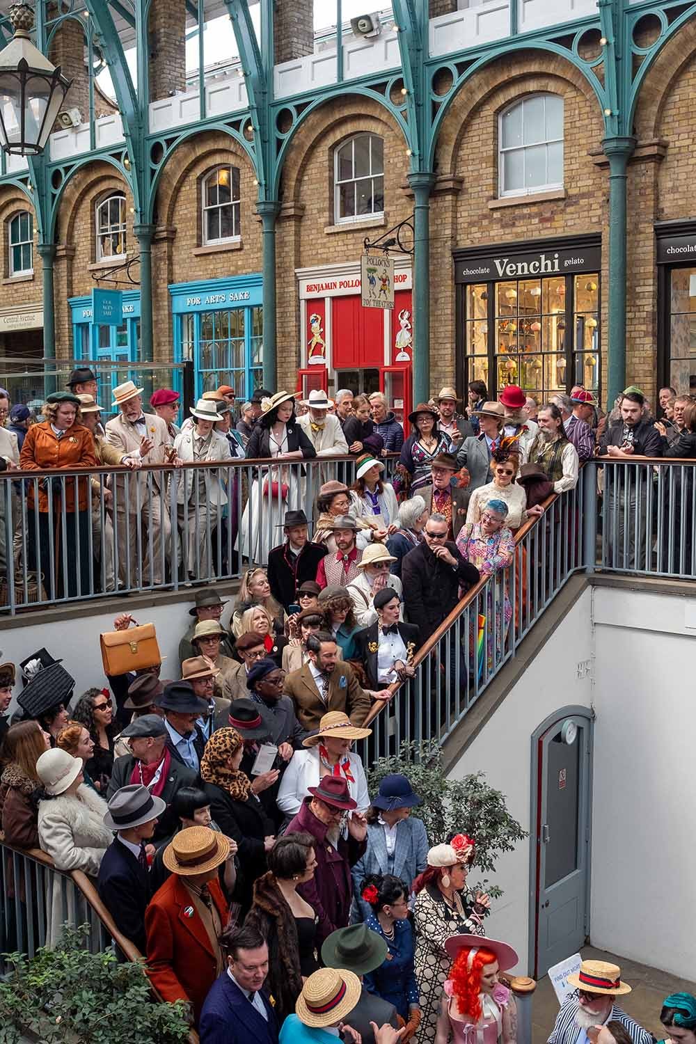 Flaneurs at Covent Garden