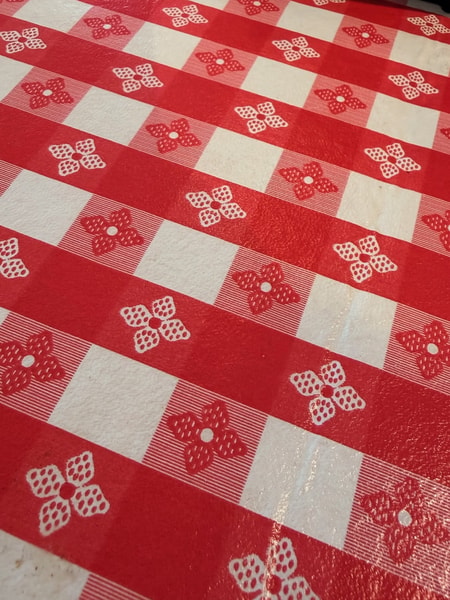 Everyone remembers these tablecloths