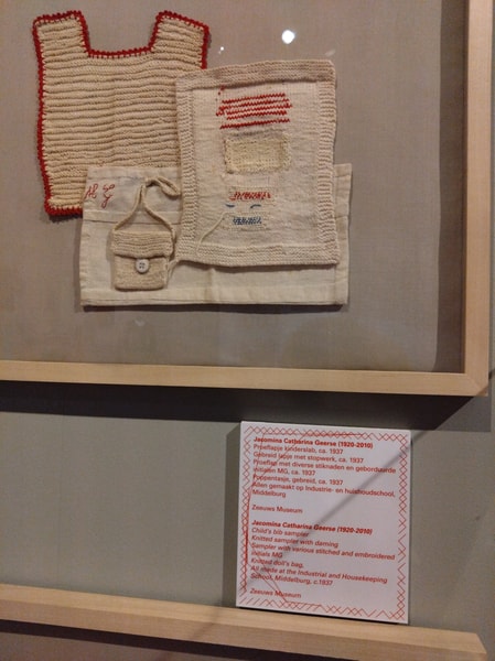one of the exhibitions was about darning! It was so beautiful, This is an example of darning by one lady.