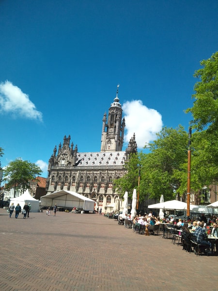 the Middelburg city hall. I've loved this building since my first trip when I was 16 (in the stone age)