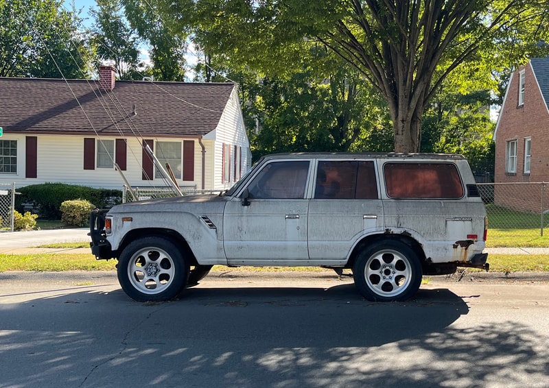 Today’s walk featured an illustrated car